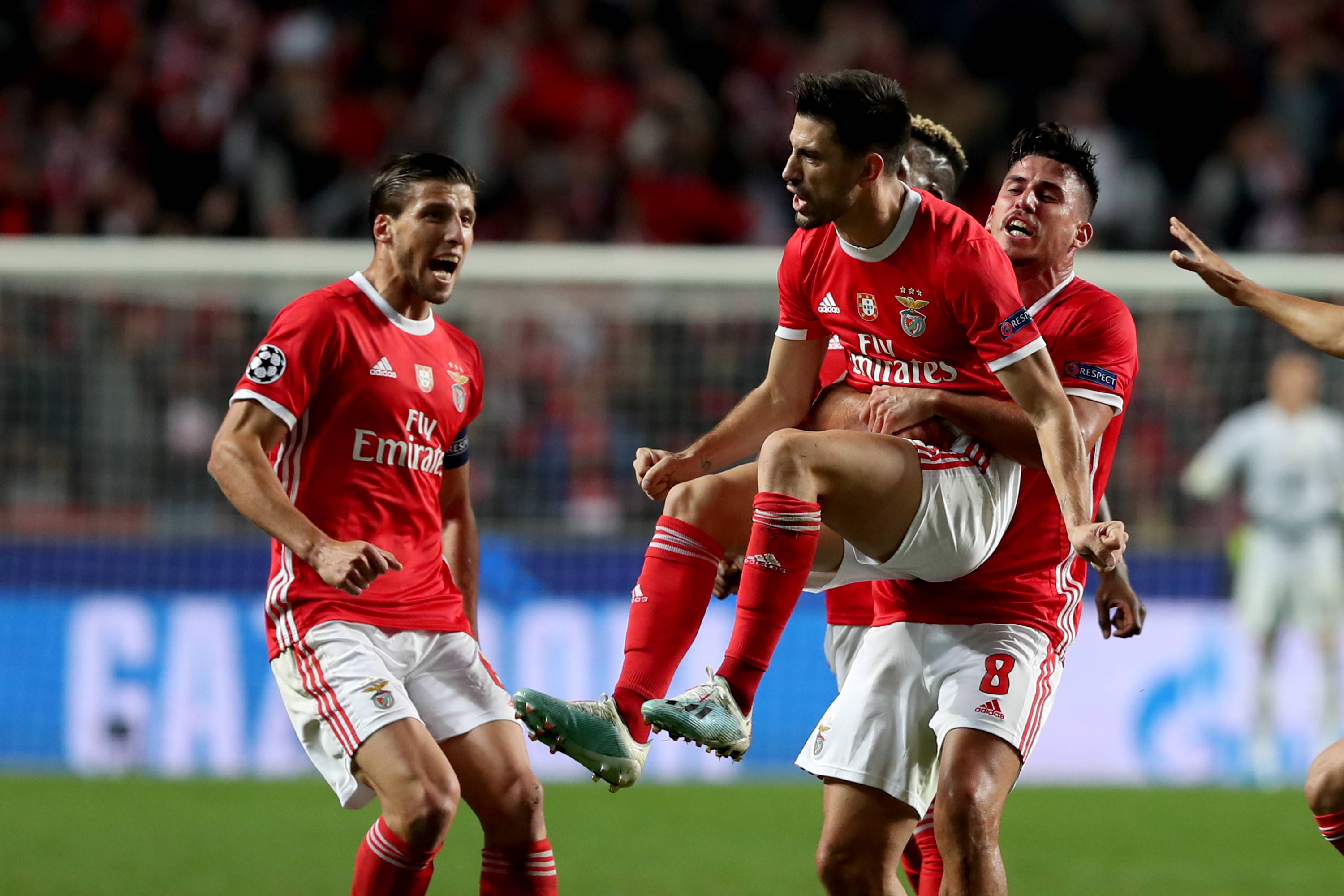 LOL英雄联盟下注平台_本菲卡葡超击败波尔图，迪马利亚进球